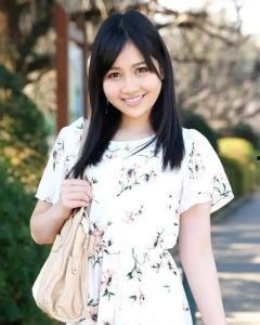 小野寺梨纱中文在线视频,魅力四溢的激情演绎